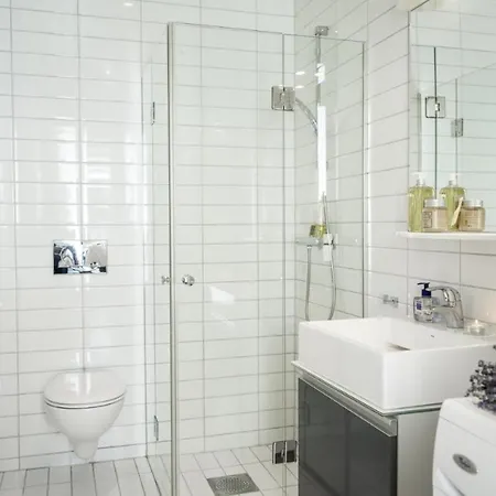 Modern Comfort Queen Bed Central Oslo Exterior photo